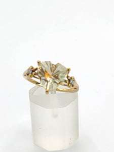 1783: Vintage: 9ct Gold Trillion Cut Mint Greek Quartz Diamonds Cocktail Ring- LUSH