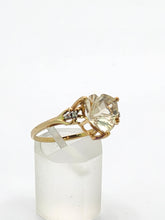 Cargar imagen en el visor de la galería, 1783: Vintage: 9ct Gold Trillion Cut Mint Greek Quartz Diamonds Cocktail Ring- LUSH
