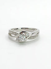 Cargar imagen en el visor de la galería, 1784: Vintage; 9ct White Gold Diamonds Crossover Ring- natural, sparkly eye candy
