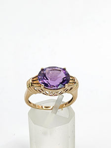 1788: Vintage: 9ct Gold Purple Amethyst Solitaire Signet Ring- seductive cut & colour, nice weight