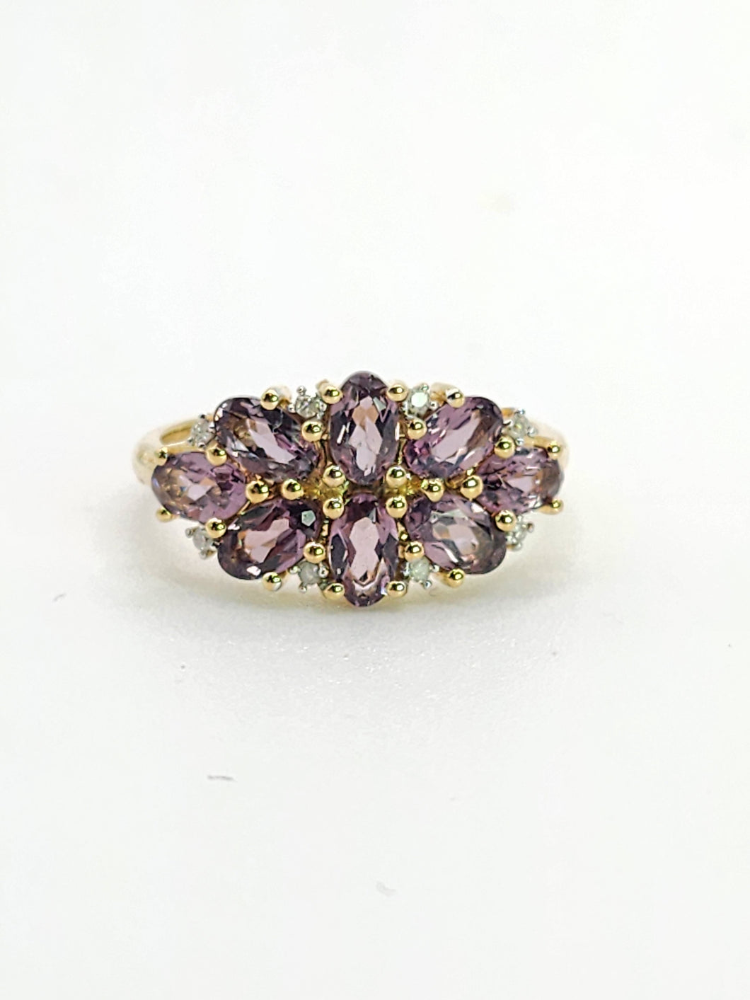 1757:   Vintage; 9ct Gold Lilac Amethysts Diamonds Cluster Ring