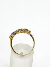 Cargar imagen en el visor de la galería, 1757:   Vintage; 9ct Gold Lilac Amethysts Diamonds Cluster Ring
