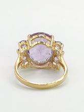 Load image into Gallery viewer, 1758: Vintage: 9ct Gold Lilac Amethysts Statement Cocktail Ring- Fabulous
