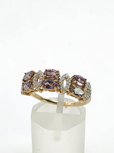 1779: Vintage: 9ct Gold Lilac Amethysts Diamonds Openwork Ring- Lovely