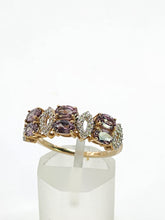 Cargar imagen en el visor de la galería, 1779: Vintage: 9ct Gold Lilac Amethysts Diamonds Openwork Ring- Lovely
