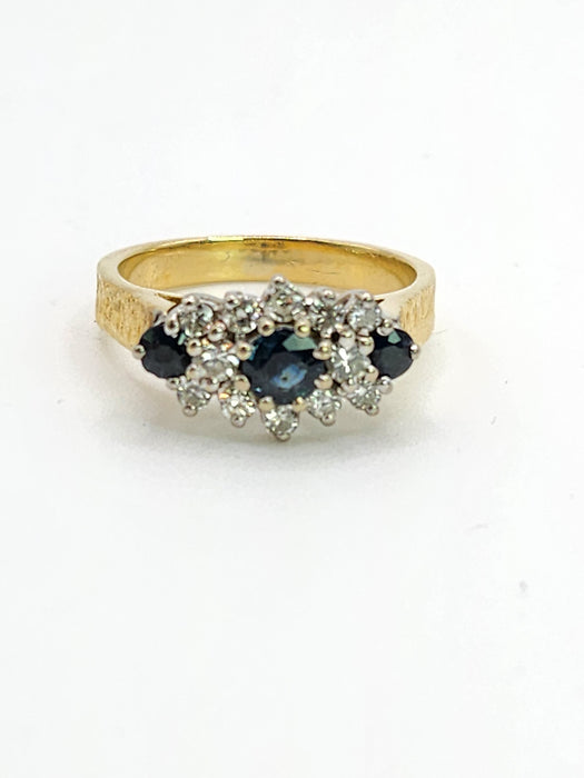 1802: Vintage: 18ct Gold French Blue Sapphirea Diamonds Trilogy Ring - a substantial sparkling beauty.