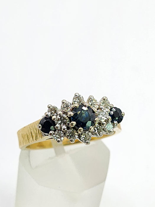 1802: Vintage: 18ct Gold French Blue Sapphirea Diamonds Trilogy Ring - a substantial sparkling beauty.