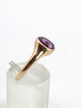 Load image into Gallery viewer, 0871: Antique: 9ct Gold Lilac Amethyst Signet Ring- From 1911
