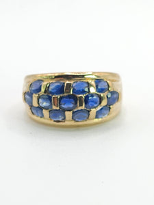 1774: Vintage: 9ct Gold Cornflower Blue Sapphires Cocktail "Bombe" Ring- FAB