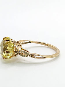 1776: Vintage: 9ct Gold Peridot 24 Diamonds Cocktail Ring- lovely cut and colour