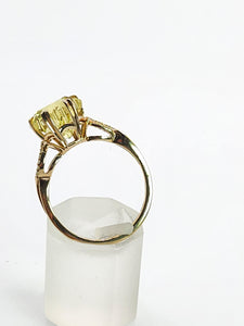 1776: Vintage: 9ct Gold Peridot 24 Diamonds Cocktail Ring- lovely cut and colour