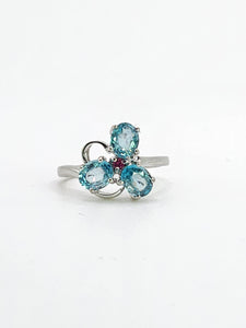 1775: Vintage: 9ct White Gold Topaz Ruby Eclectic Dress Ring- totally captivating