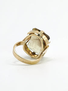 1111: Vintage: 9ct Gold Emerald Cut Green Spinel Statement Ring- from 1970