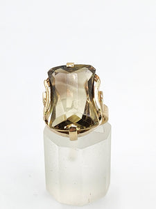 1111: Vintage: 9ct Gold Emerald Cut Green Spinel Statement Ring- from 1970