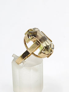 1111: Vintage: 9ct Gold Emerald Cut Green Spinel Statement Ring- from 1970