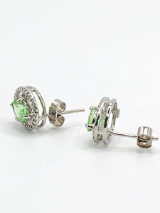 1453: Vintage: 18ct White Gold Peridot 52 Diamonds Stud Earrings- lovely sparkle