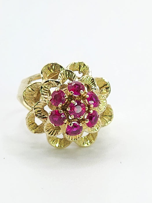 1484 Vintage: 14ct Yellow Gold Ruby Floral Cluster Ring