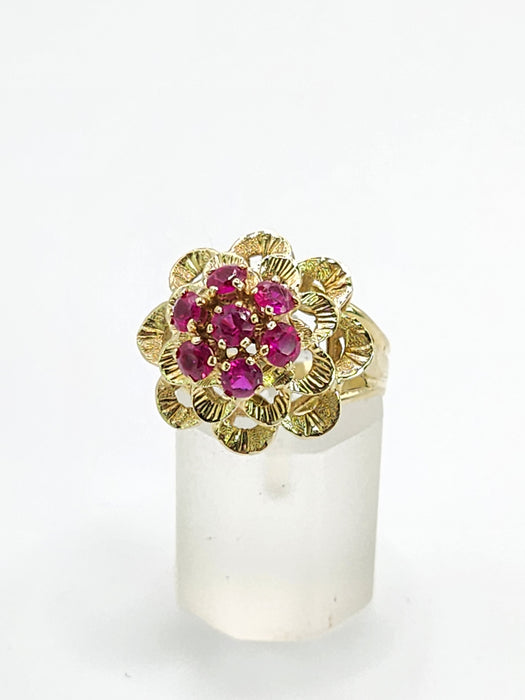 1484 Vintage: 14ct Yellow Gold Ruby Floral Cluster Ring