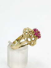 Load image into Gallery viewer, 1484 Vintage: 14ct Gold Rubies Flowerhead Statement Ring- FAB
