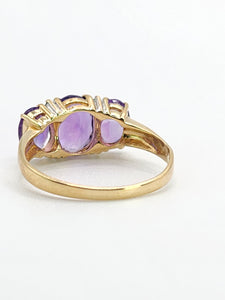 1665: Vintage; 14ct Gold Amethysts Diamonds Trilogy Ring- voluptuous beauty