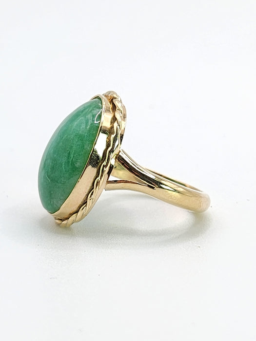 1667 Vintage: 9ct Yellow Gold Aventurine Solitaire Ring