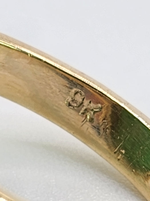 1667 Vintage: 9ct Yellow Gold Aventurine Solitaire Ring