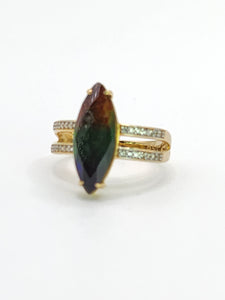 1791: Vintage: 9ct Gold Tri-Coloured & Glacier White Topaz Cocktail Ring- a beauty
