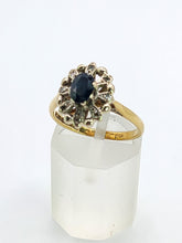 Cargar imagen en el visor de la galería, 1798: Vintage: 9ct Gold Blue Sapphire Diamonds Cluster Ring- very fine example

