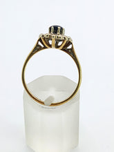 Cargar imagen en el visor de la galería, 1798: Vintage: 9ct Gold Blue Sapphire Diamonds Cluster Ring- very fine example
