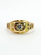 Load image into Gallery viewer, 0836: Vintage: 18ct Gold Signet Modern Brilliant Cut Diamond Solitaire Ring- Natural , sparkling symmetry
