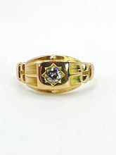 Load image into Gallery viewer, 0836: Vintage: 18ct Gold Signet Modern Brilliant Cut Diamond Solitaire Ring- Natural , sparkling symmetry
