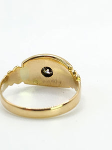 0836: Vintage: 18ct Gold Signet Modern Brilliant Cut Diamond Solitaire Ring- Natural , sparkling symmetry