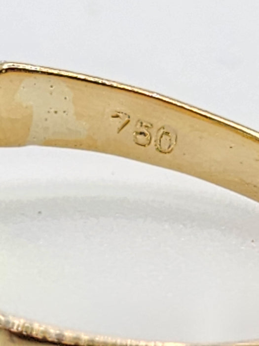 6497 Vintage: 18ct Yellow Gold 0.17ct Diamond Star Set Signet Ring