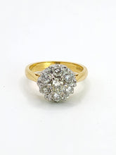 Load image into Gallery viewer, 1697:Vintage: 18ct Gold VS Clarity Natural Diamonds (0.91ct) Flowerhead Ring- very special
