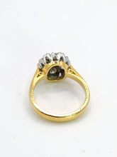 Load image into Gallery viewer, 1697:Vintage: 18ct Gold VS Clarity Natural Diamonds (0.91ct) Flowerhead Ring- very special
