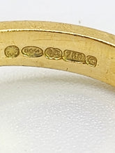Load image into Gallery viewer, 1697:Vintage: 18ct Gold VS Clarity Natural Diamonds (0.91ct) Flowerhead Ring- very special
