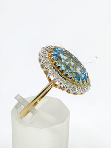 1898: Vintage: 9ct Gold Swiss Blue Topaz 24 Diamonds Lady Diana Style Cluster Ring