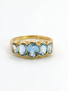 1936: Vintage: 18ct Gold 5 Blue Aquamarines Stacker Dress Ring- Gorgeous