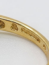 Cargar imagen en el visor de la galería, 1936: Vintage: 18ct Gold 5 Blue Aquamarines Stacker Dress Ring- Gorgeous
