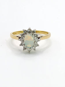 1938: Vintage: 18ct Gold White Opal 12 Diamonds (0.36ct) Halo Ring- Lovely cut and colours