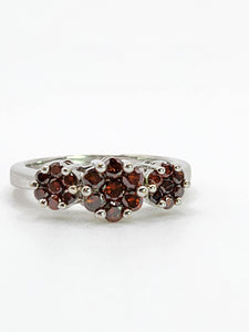 1924: Vintage: 9ct White Gold Red Diamonds (1ct) Flowerhead Trilogy Ring-&nbsp; 21 Natural Diamonds