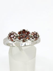 1924: Vintage: 9ct White Gold Red Diamonds (1ct) Flowerhead Trilogy Ring-&nbsp; 21 Natural Diamonds