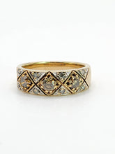 Load image into Gallery viewer, 1941: Vintage: 9ct Gold Champagne &amp; White Diamonds Band- Geometric sparkler, nice weight

