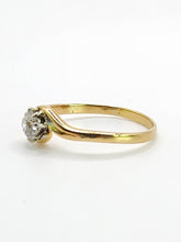 Load image into Gallery viewer, 1646: Vintage: 18ct Gold &amp; Platinum Diamond Solitaire (0.37ct) Ring- superb quality
