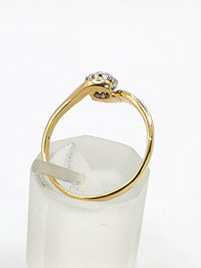 1646: Vintage: 18ct Gold & Platinum Diamond Solitaire (0.37ct) Ring- superb quality