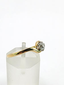1646: Vintage: 18ct Gold & Platinum Diamond Solitaire (0.37ct) Ring- superb quality