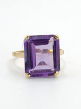 Load image into Gallery viewer, 1693:Vintage; 9ct Gold Large Emerald Cut Alexandrite Cocktail Ring- Exceptional

