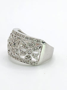 1752: Vintage: 9ct White Gold Openwork 39 Natural Diamonds Statement Ring- Eye candy