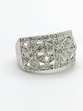 Cargar imagen en el visor de la galería, 1752: Vintage: 9ct White Gold Openwork 39 Natural Diamonds Statement Ring- Eye candy
