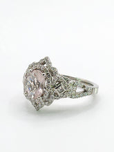 Cargar imagen en el visor de la galería, 1781: Vintage: 9ct White Gold Pink Morganite Pave Natural Diamonds (0.75ct) Dress Ring- Sparkling beauty
